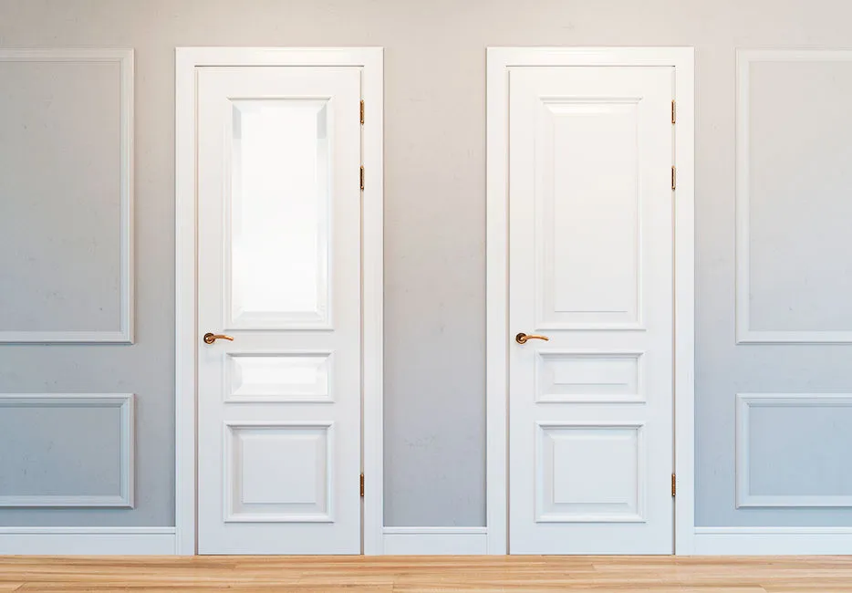Межкомнатные двери со стеклом или глухие… как выбрать?